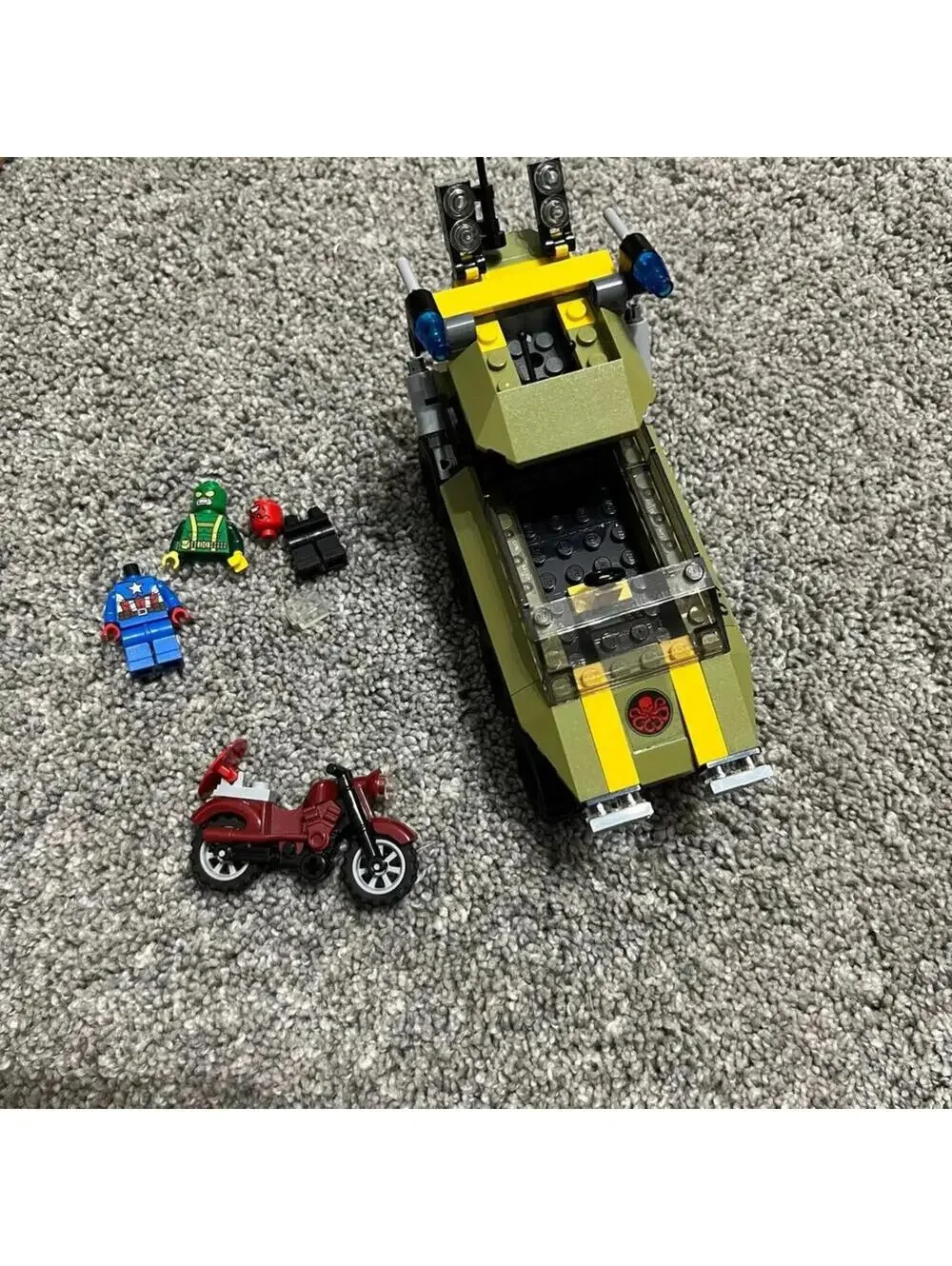 LEGO 76017 - Super Heroes - Captain America vs Hydra